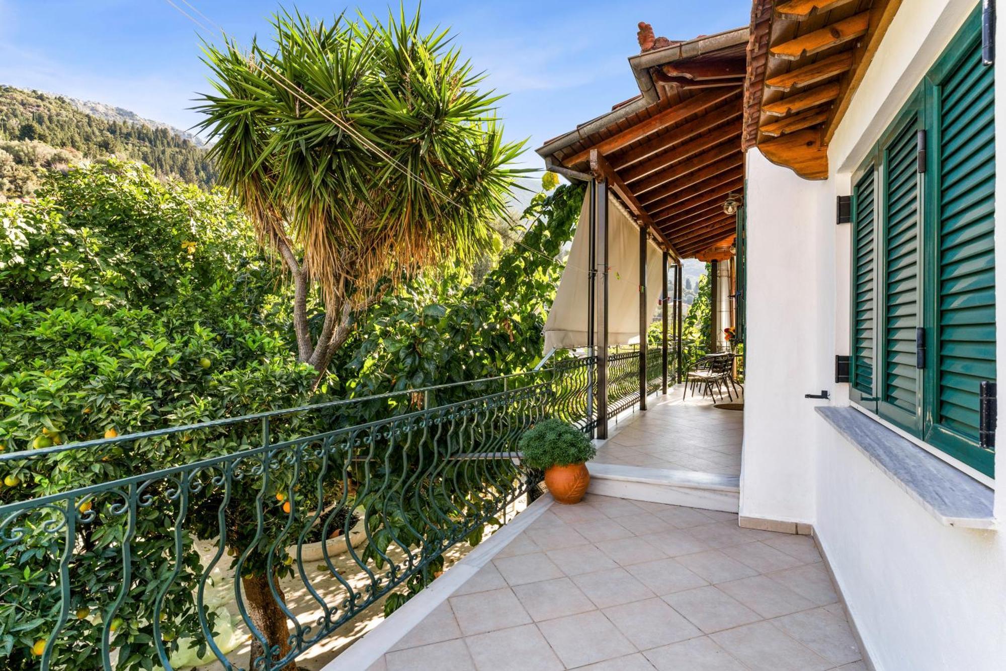 Sívros Verani Residence Parking Balcony Playground מראה חיצוני תמונה